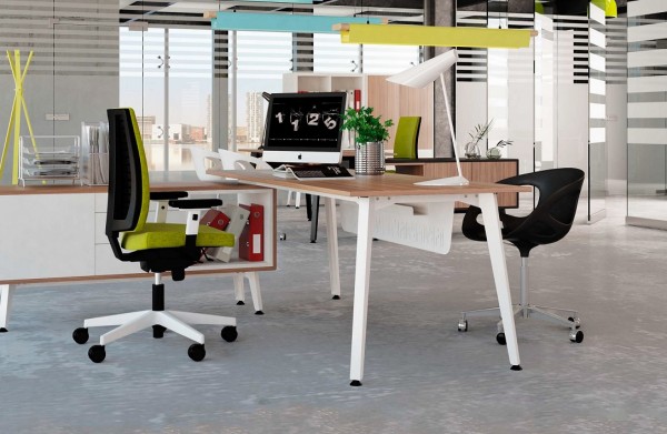 Mesa de oficina o de despacho estilo nórdico en forma de L